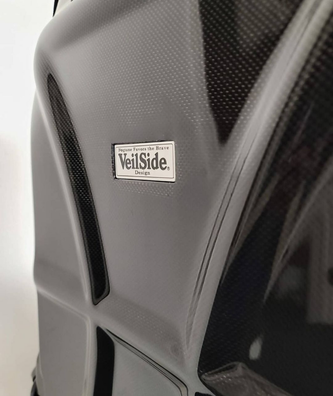 VeilSide VS D-1R Reclining Seat Carbon Black Center/ Blue